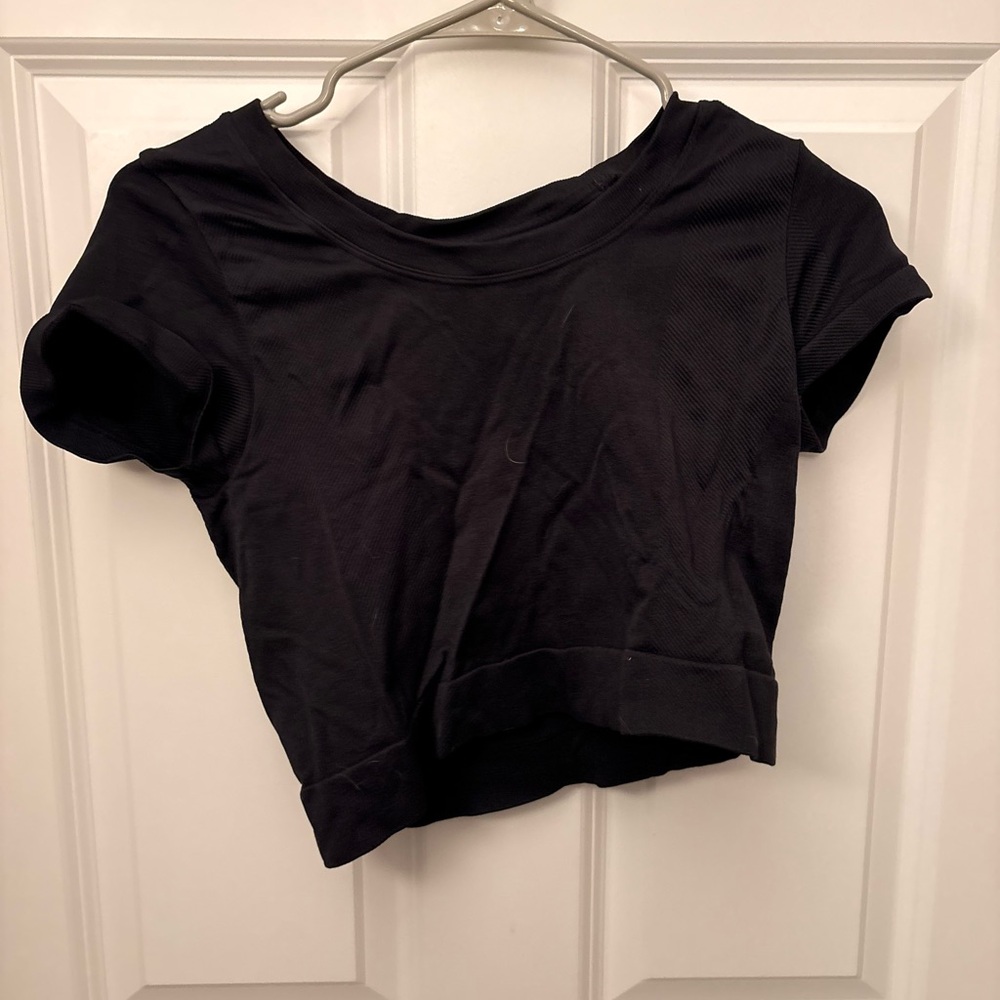 All in Motion Athletic Cropped Performance Top in Black